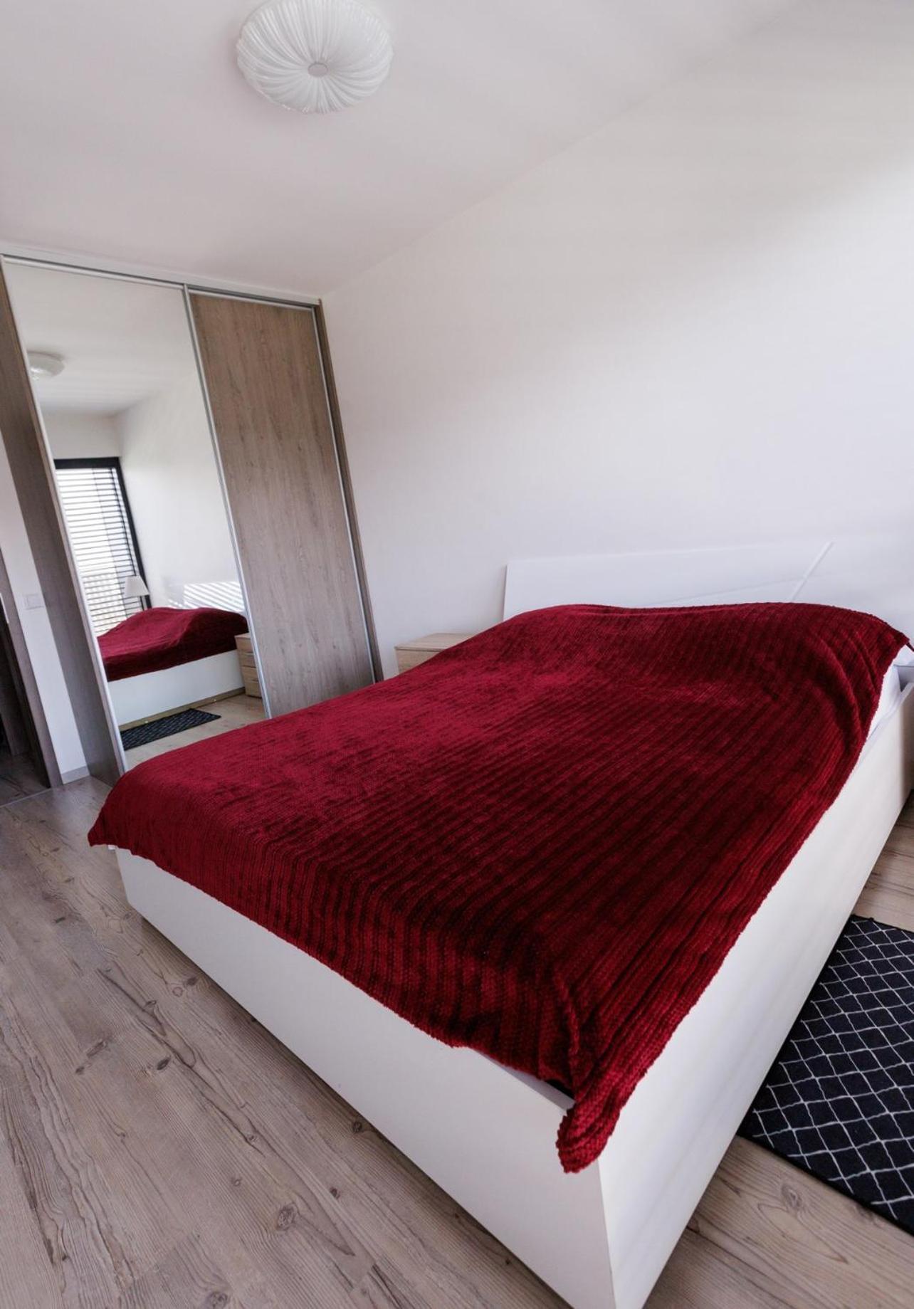 Appartamento Miracle Bratislava Esterno foto